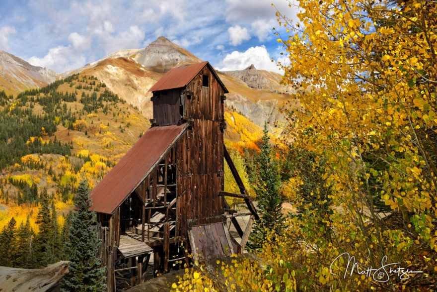 Yankee girl mine with fall colors atop Red Mountain Pass