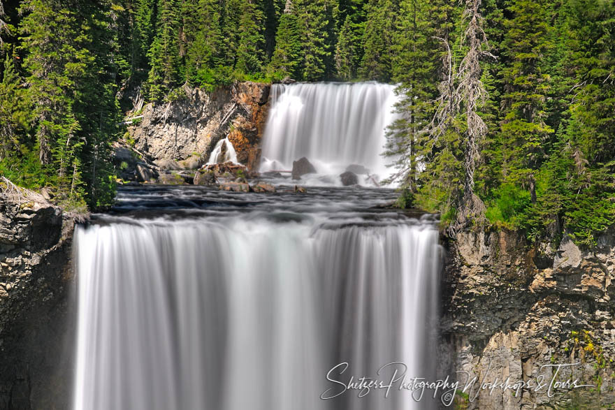 Colonnade Falls of Yellowstone National Park 20090721 152444