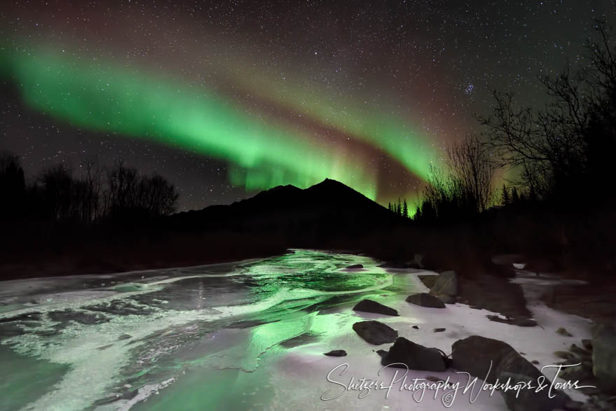 The green glow of the Aurora Borealis 20181006 004542