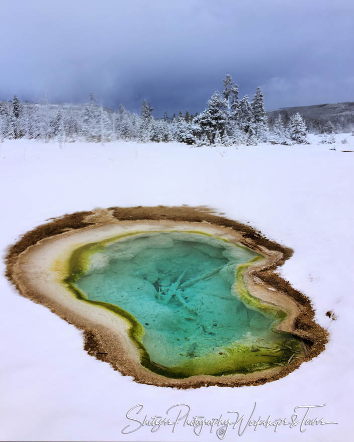Sapphire Pool in Yellowstone National Park 20180110 085547