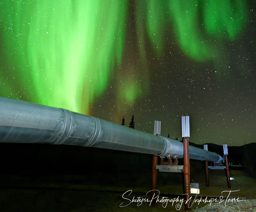 Trans Alaska Pipeline with Northern Lights 20181005 023507