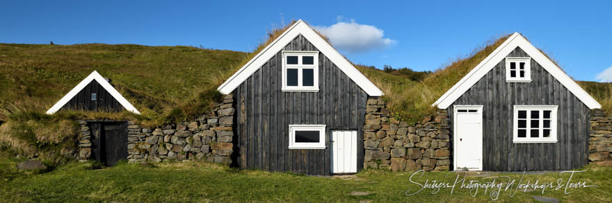 Wide Shot of Sel Farm in Iceland 20190903 094212